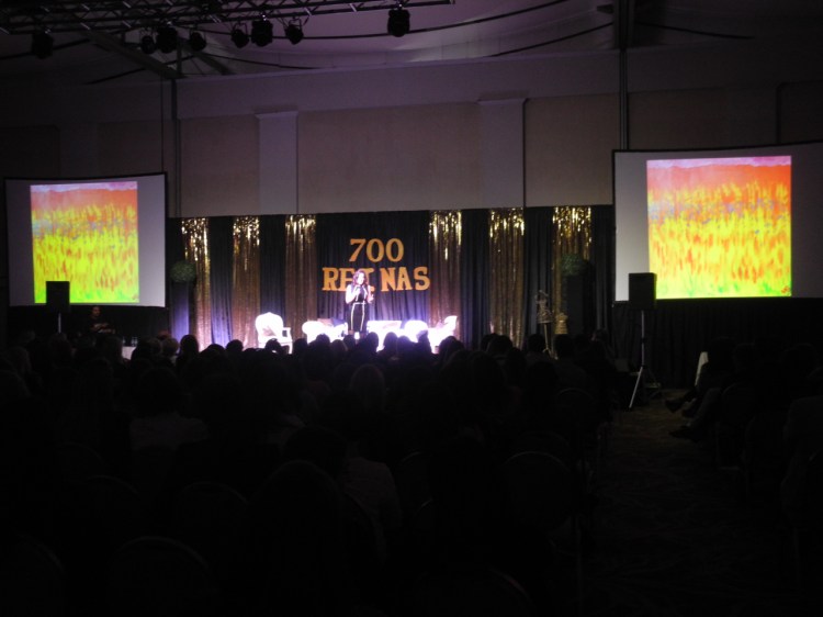 Adriana Fábrega en "7 Reinas"