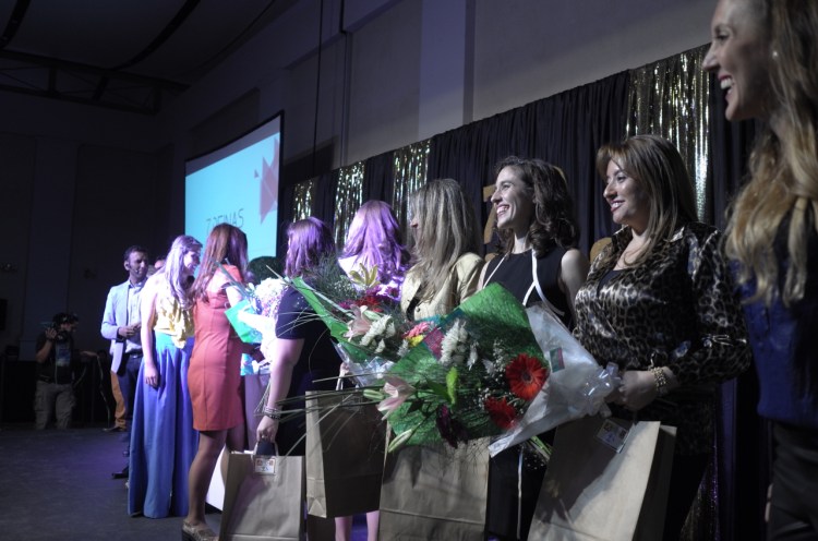 Adriana Fábrega en "7 Reinas"