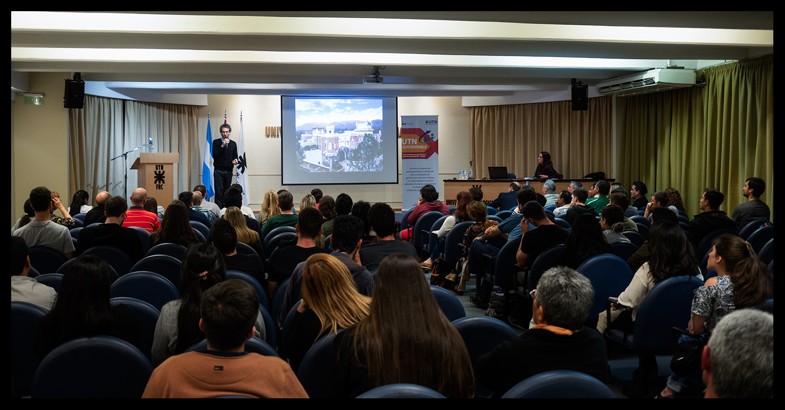 Edgardo Fábrega en UTN Cba